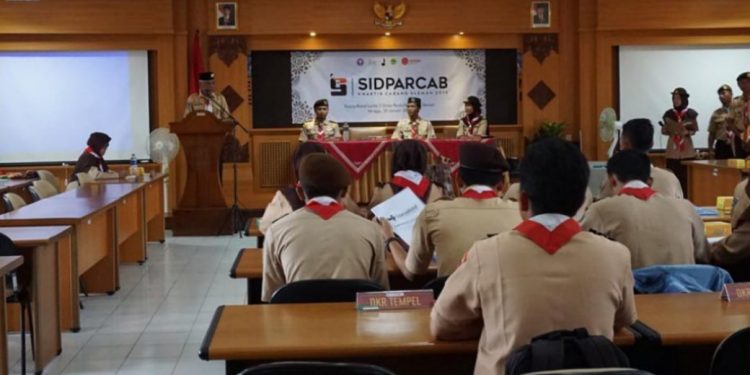 Kak Arif Haryono Membuka Sidparcab Kwarcab Sleman 2019