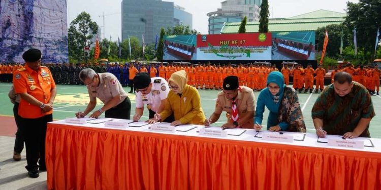 Kwarnas dan Basarnas Tandatangani Nota Kesepahaman Tentang Penyelengaraan Pencarian dan Pertolongan