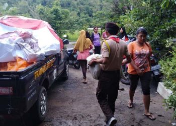 FOTO : Trauma Healing dan Distribusi Bantuan Pramuka Kwarcab Bantul di Wukirsari