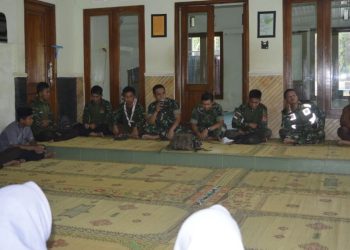 Saka Wira Kartika Kodim 0730 Gunungkidul Kunjungi Rintisan Pangkalan Teritorial SMKN 1 Girisubo