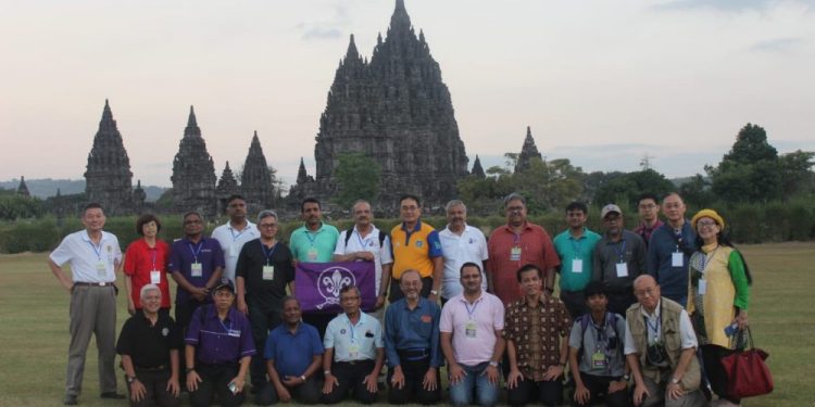 Tamu dari APES Kunjungi Kompleks Candi Prambanan sebagai Lokasi JISC 2020