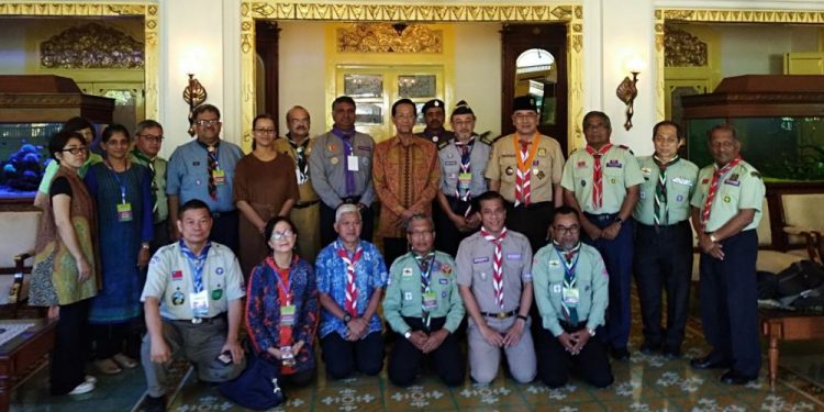 FOTO : Kunjungan APES di Yogyakarta (2)