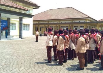 Bahari Scout Camp IV Kwarcab Kota Yogyakarta Dibuka Komandan Pos TNI AL Karangwuni