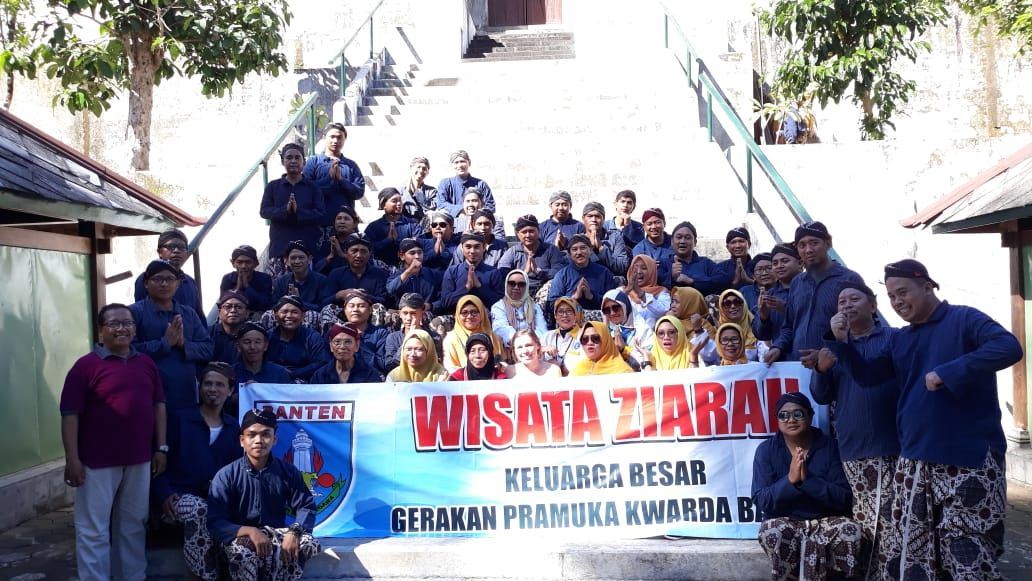 Kwarda Banten Wisata Ziarah ke Makam Bapak Pramuka ...