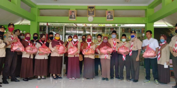 Aksi Peduli Penanggulangan COVID-19 Kwarcab Bantul Rabu 22 April 2020