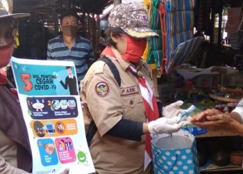 Gugus Tugas Pramuka Tanggap COVID-19 Gunungkidul Telah Bagikan 3000 Masker dan 5000 Hand Sanitizer, serta Mengedukasi Masyarakat