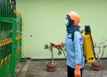 Kwarcab Bantul Lakukan Penyemprotan Disinfektan di 9 Titik Lokasi di Kwarran Srandakan