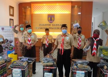 Gugus Tugas Tanggap COVID-19 Kwarda DIY Membagikan paket Bantuan Perlengkapan kepada 5 Kwartir Cabang