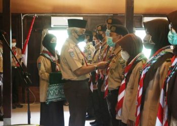 Pelantikan Dewan Saka Kalpataru Cabang Sleman Masa Bakti 2021-2023 Disaksikan Orang Tua Masing-Masing