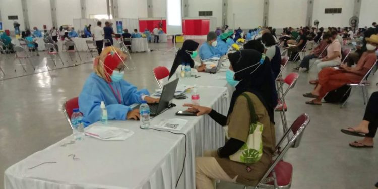Jajaran Pengurus dan Staf Kwarda DIY Ikuti Vaksinasi