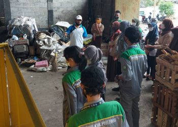 Saka Kalpataru Cabang Sleman Adakan Pelatihan Budidaya Maggot di TPS 3R Randu Alas