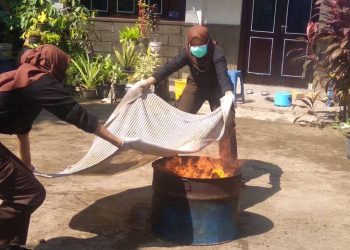 Latihan Krida Saka Bhayangkara Kota Yogyakarta Diisi dengan Materi Teknik Pemadaman Api Metode Tradisional
