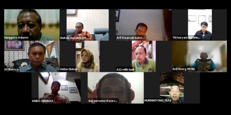 Rapat Koordinasi Distribusi Susu Bantuan Dinas Koperasi dan UKM DIY kepada Masyarakat Terdampak COVID-19