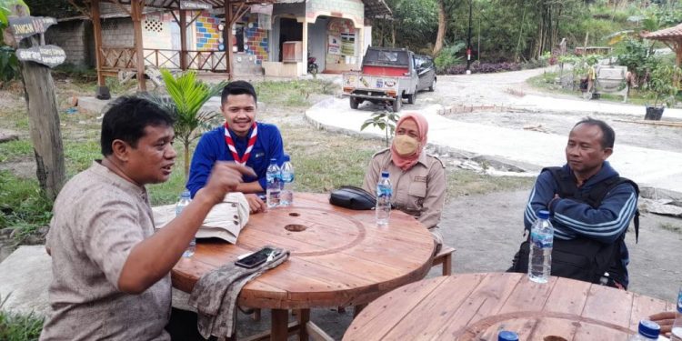 Kunjungi Rintisan Kampung Pramuka Bromonilan, Waka Binamuda Kwarnas Beri Arahan Pengembangan