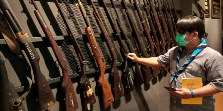 Pelajari Sejarah dan Pengetahuan, Pramuka DIY Ikuti Kunjungan ke Museum Pusat TNI AD Dharma Wiratama