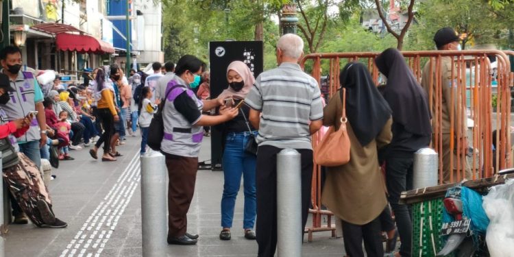 FOTO : Giat Karya Bakti Nataru Tahun 2021 Saka Pariwisata di Kawasan Malioboro