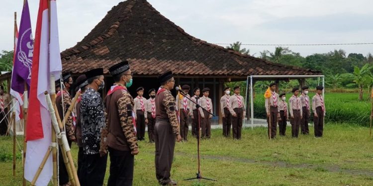 Rintisan Gudep Pangkalan Secondary Ma’had Afkaaruna Selenggarakan Kemah di Buper Karang Asri Pakem