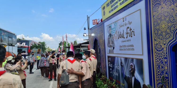 FOTO – Monitoring Karya Bakti Lebaran 2022 Kwarda DIY di Posko Sedayu, Kwarcab Bantul