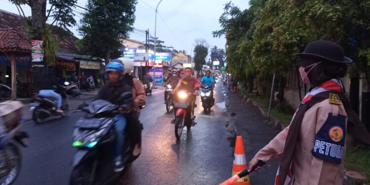 FOTO : Monitoring Kwarda DIY ke Pos KBL 2022 Kwarcab Kota Yogyakarta dan Sleman