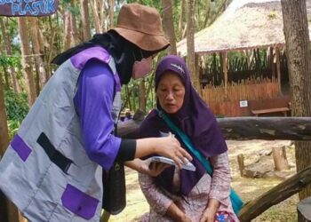 Karya Bakti Lebaran 2022, Saka Pariwisata Bantul Edukasi Pengunjung Kawasan Wisata Mangunan