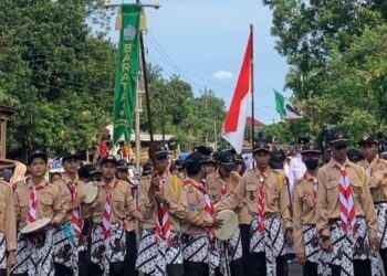 Puluhan Pramuka SMA Negeri Seyegan Ikut Serta dalam Kirab Budaya Mbah Bergas