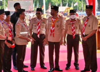 Kunjungi Jamnas XI 2022, Kak Jokowi Menyapa Ketua Kwarda DIY Kak GKR Mangkubumi