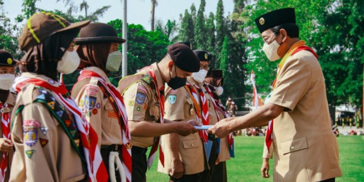 Terima Lencana Teladan, Lathif Rahardian Ahmad Ajak Pramuka DIY Tingkatkan Kemampuan, Raih Prestasi