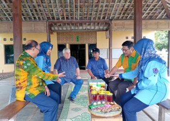 FOTO — Kunjungan Mr. Luc Panissod di Yogyakarta