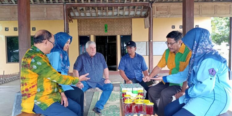 FOTO — Kunjungan Mr. Luc Panissod di Yogyakarta