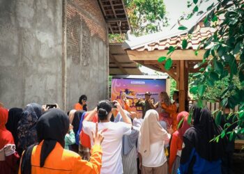 Perpustakaan Keliling dan Gazebo di Balai Kalurahan Kepek-Gunungkidul Buatan UKM Pramuka UAD Diresmikan
