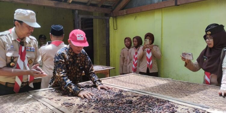 Kwarcab Gunungkidul Selenggarakan Workshop Pengolahan Kakao di Kampung Pramuka Putat