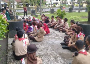 Saka Kalpataru Bantul Lakukan Edukasi Pengelolaan Sampah di Taman Milenial