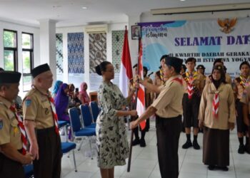 Satu Rangkaian, Ketua Kwarda DIY Menerima Kontingen LT-V dan Melepas Kontingen KPN 2023