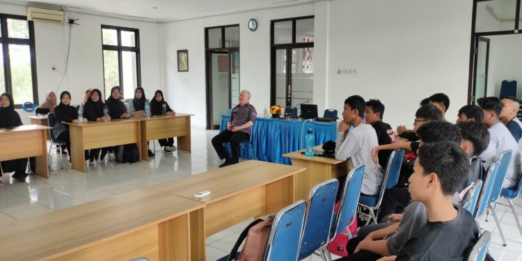 Kak Arifin Budiharjo Ajak Peserta Kontingen KBN Tingkat Nasional 2023 Ketahui Keistimewaan DIY dari 4 Aspek