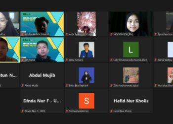Kak Niken, Pewarta Istimewa Kwarda DIY Berbagi Materi Jurnalistik kepada Anggota KMNU UNY