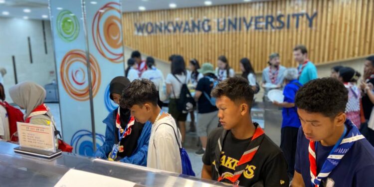 Hari Pertama Diluar Tenda, Peserta Jambore Dunia ke-25 Sarapan Istimewa dan Ikuti City Tour
