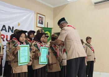 37 Siaga dan 122 Penggalang di Kwarcab Bantul Menerima Tanda Pramuka Garuda