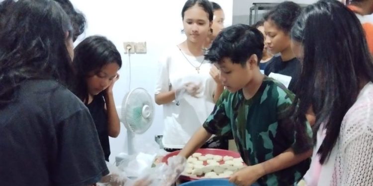 Live In di Kulon Progo, Penggalang SD Eksperimental Mangunan Gowongan Belajar Home Industry