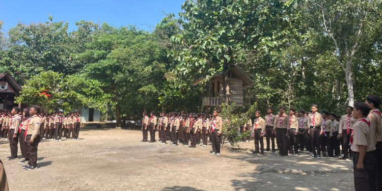 Pramuka SMP Negeri 1 Nglipar Gelar Kemah Bakti di Tegalarum Adventure Park