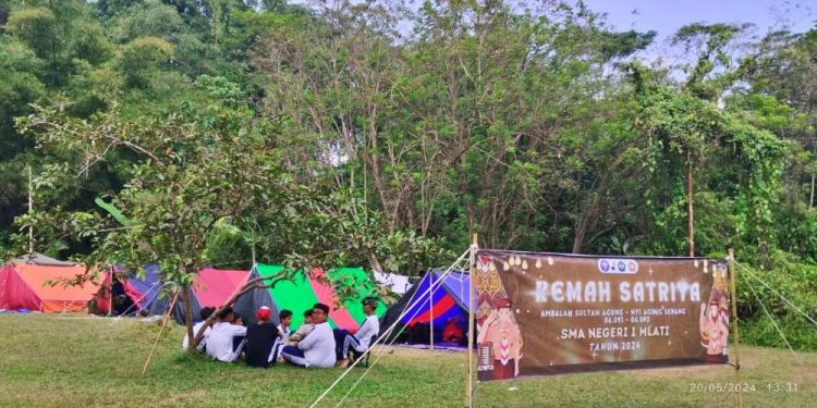 Pramuka SMA Negeri 1 Mlati Gelar Kemah Bertajuk Satriya di Buper Giri Katon