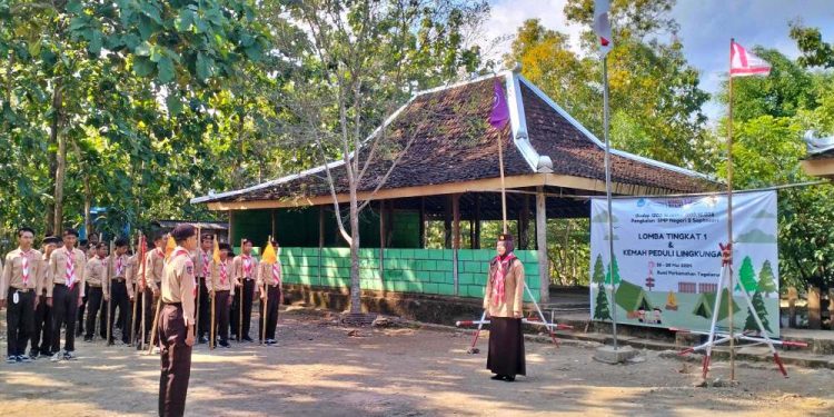 Gugusdepan Pangkalan SMP Negeri 2 Saptosari Gelar Kemah LT-I di Tegal Arum Adventure Park