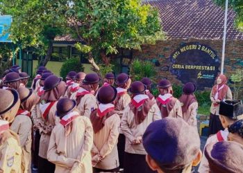 Lepas Peserta Perkemahan Pramuka Mandiri, Kamabigus MTsN 2 Bantul : Jaga Kesehatan, Selalu Disiplin Ikuti Kegiatan