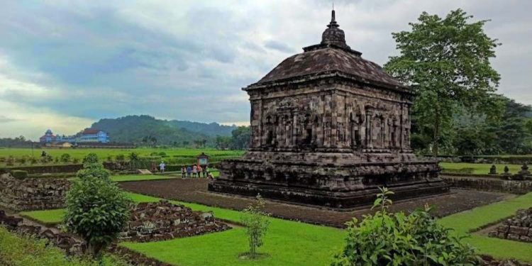 DKD dan Sangga Kerja Raimuna DIY Survey Lokasi Sekaligus Rapat Koordinasi di Kompleks Candi Banyunibo