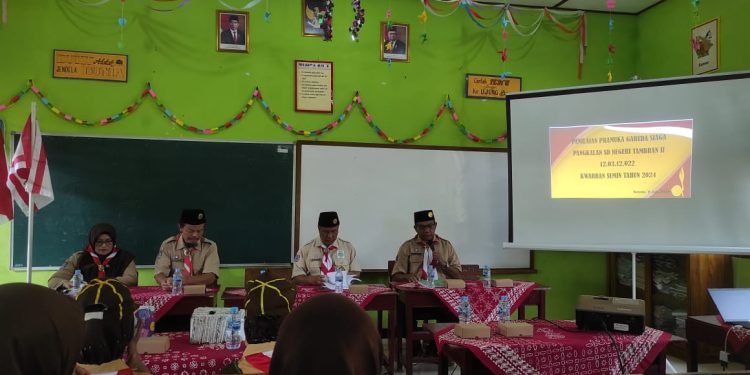 Perdana! Pramuka Siaga Pangkalan SD Negeri Tambran II Ikuti Penilaian Pramuka Garuda