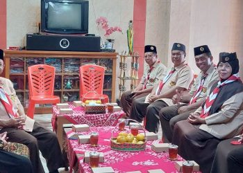Sambut Hari Pramuka ke-63, Kwarcab Gunungkidul Anjangsana ke Kediaman Kak Badingah dan Kak Sudodo