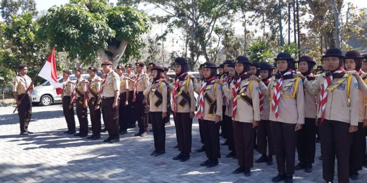 Lantik Dewan Ambalan Ranggawarsita-Maharani Shima SMKN 1 Ponjong, Ini Pesan Kak Dian selaku Pembina Satuan