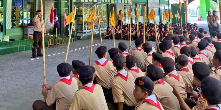 Gugusdepan Pangkalan MTsN 4 Bantul Gelar Perjusa sebagai Pengenalan Kegiatan Kepramukaan