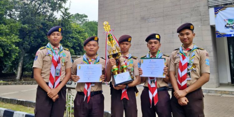 Sangga Pendobrak MAN 1 Yogyakarta Raih Juara I Gagasan Tertulis Kemah Riset Pramuka Penegak Nasional 2024