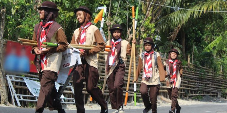 Penuh Semangat, Peserta LT-III Kwarcab Bantul Tahun 2024 Ikuti Giat Penjelajahan