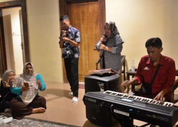 Sesi Malam Api Unggun, Peserta Penyegaran Pimsaka Kwarda DIY Larut dalam Keakraban